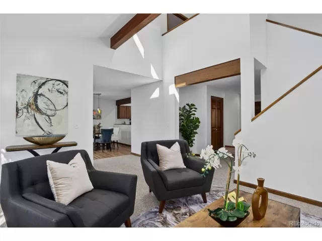 MLS: 3971495 Condo For Sale