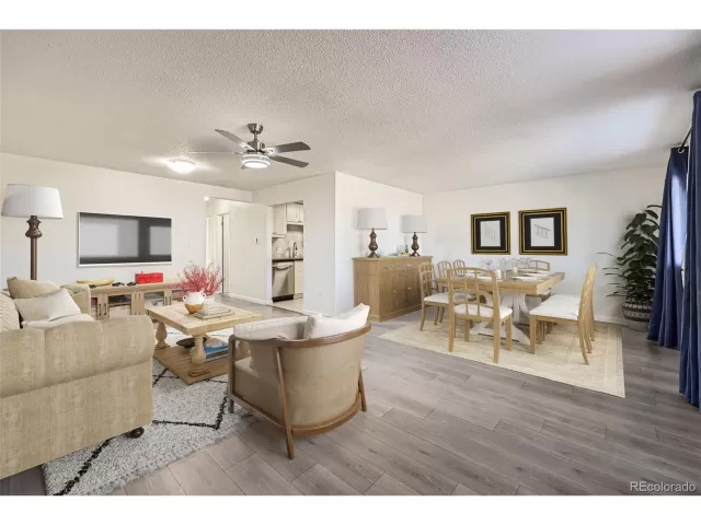 MLS: 3974286 Condo For Sale