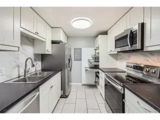 Photo #2: 3974286 Listing