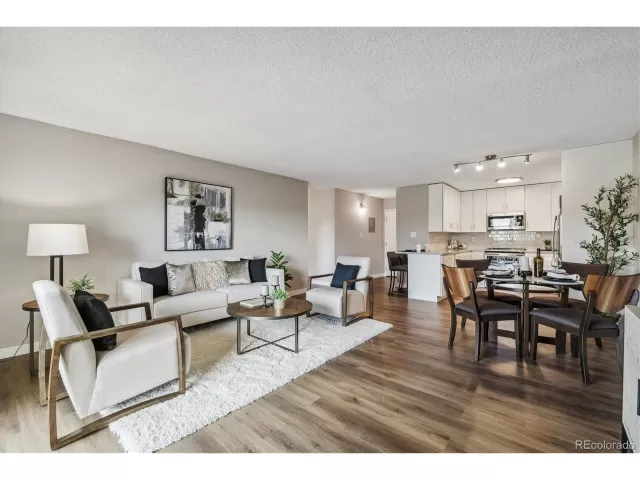 MLS: 3974794 Condo For Sale