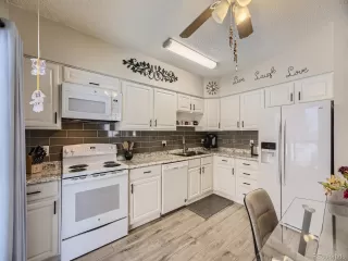 Photo #5: 3975864 Listing