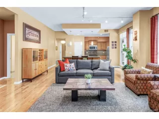 Photo #2: 3977477 Listing 