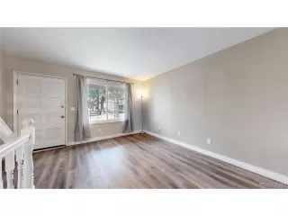 Photo #5: 3981851 Listing