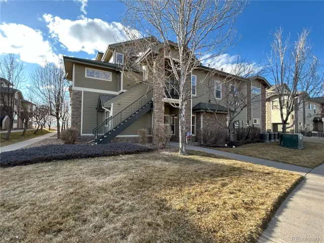 MLS: 3984838 Condo For Sale