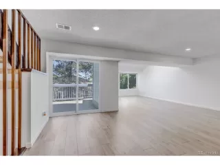 Photo #3: 3987860 Listing