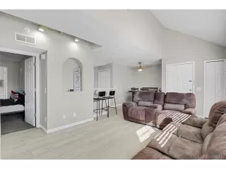 Photo #3: 3988969 Listing