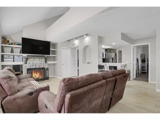 Photo #5: 3988969 Listing