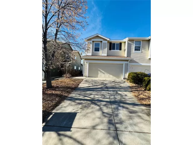 MLS: 3990734 Condo For Sale