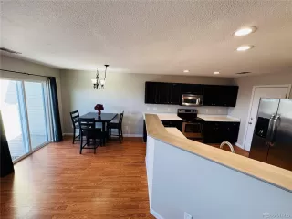 Photo #3: 3990734 Listing 