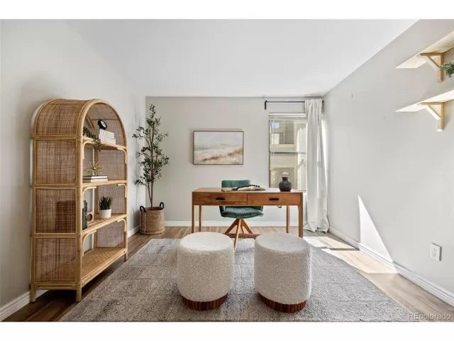 MLS: 3991818 Condo For Sale