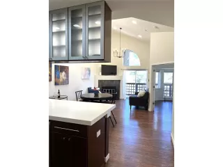 Photo #5: 3998892 Listing