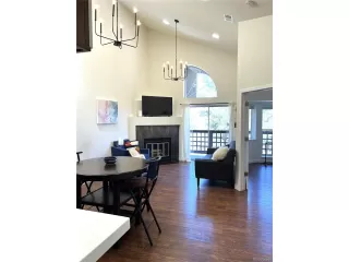 Photo #6: 3998892 Listing