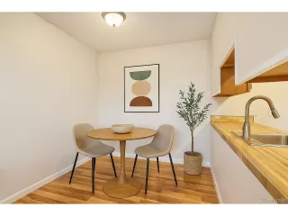 Photo #2: 3999539 Listing 