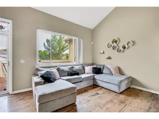 Photo #2: 4003521 Listing 