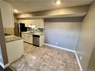 Photo #5: 4003973 Listing 