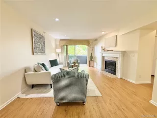 Photo #3: 4007611 Listing