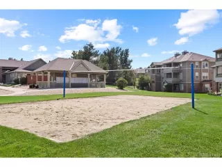 Photo #5: 4012372 Listing