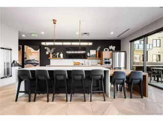 Photo #5: 4013029 Listing