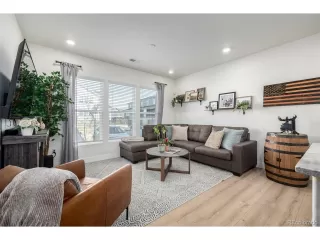 Photo #2: 4015476 Listing 