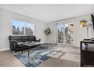 Photo #3: 4015758 Listing 