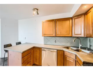 Photo #4: 4015976 Listing