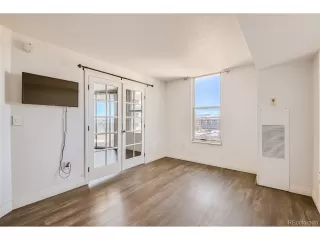 Photo #6: 4015976 Listing