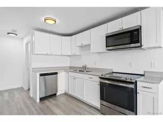 Photo #6: 4017662 Listing