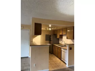 Photo #2: 4020654 Listing 