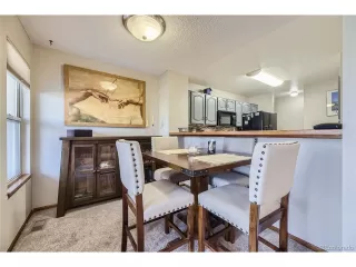 Photo #5: 4024172 Listing 