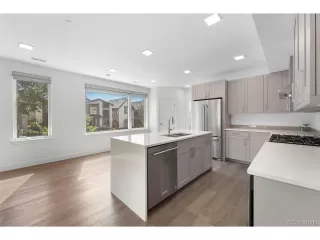 Photo #3: 4024490 Listing