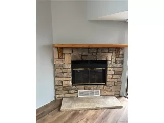 Photo #6: 4024758 Listing 