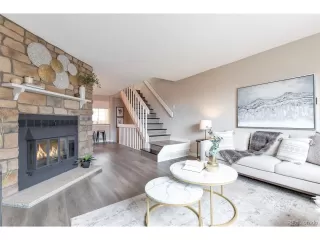 Photo #2: 4025494 Listing