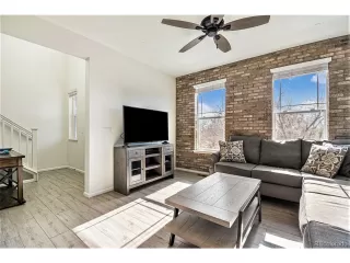 Photo #6: 4025677 Listing 