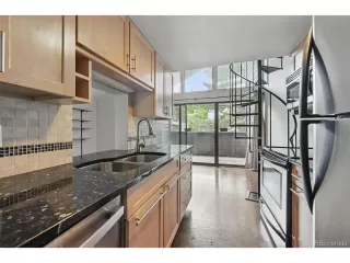 Photo #4: 4026828 Listing 
