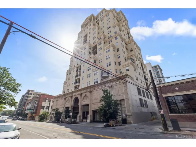 MLS: 4027520 Condo For Sale