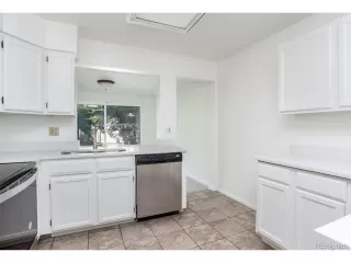 Photo #4: 4029356 Listing 