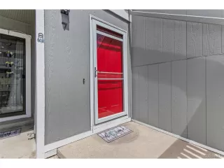 Photo #6: 4029844 Listing