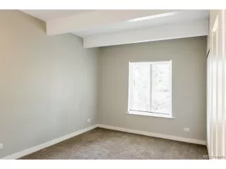 Photo #6: 4032854 Listing