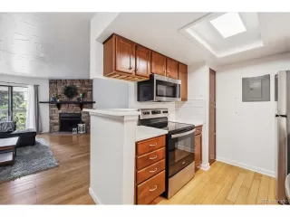 Photo #6: 4033929 Listing 