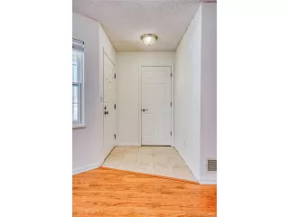 Photo #6: 4035585 Listing 