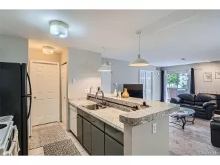 Photo #2: 4037793 Listing