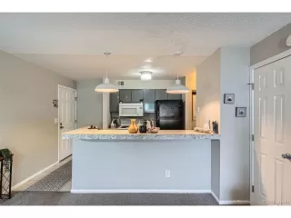 Photo #6: 4037793 Listing