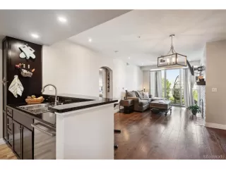 Photo #6: 4038495 Listing 