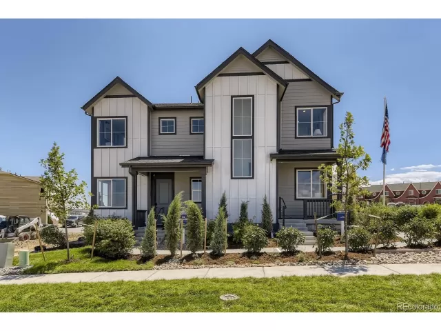 MLS: 4039103 Condo For Sale