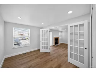 Photo #4: 4041462 Listing