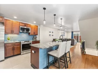 Photo #2: 4041758 Listing