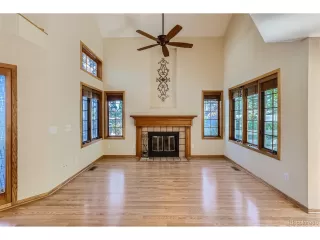 Photo #4: 4041878 Listing