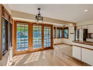 Photo #5: 4041878 Listing