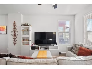 Photo #5: 4042574 Listing