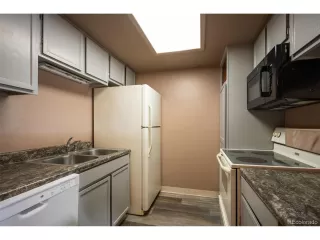 Photo #5: 4042968 Listing 